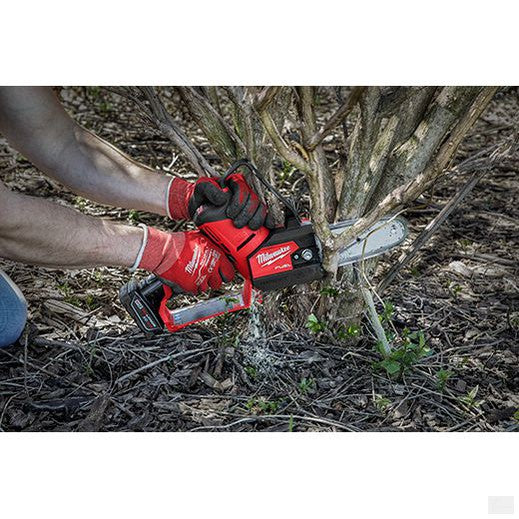 MILWAUKEE 2527-21 M12 FUEL™ HATCHET™ 6” Pruning Saw Kit