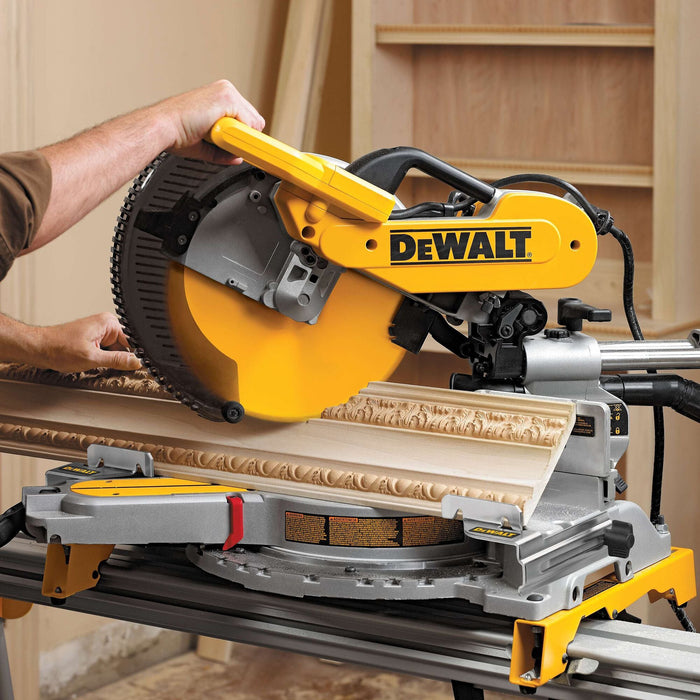 DEWALT 15 Amp Corded 12-inch Double Bevel Sliding Compound Miter Saw with Stand [DWS780]