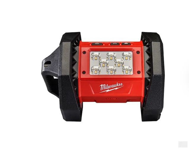 Milwaukee M18™ ROVER™ Flood Light (Tool Only) {2361-20}