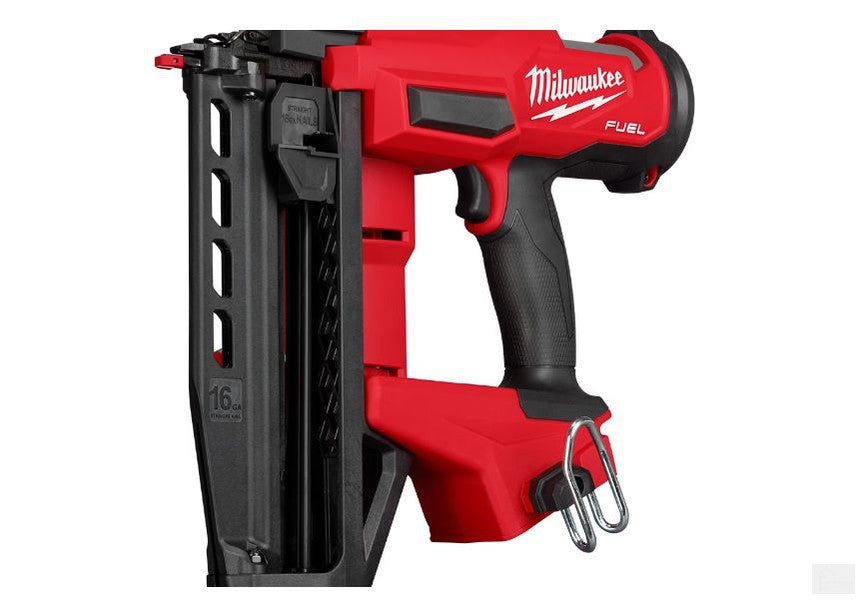 Milwaukee Tool M18 FUEL 18V Lithium-Ion Brushless Cordless 16ga Finish Nailer (Tool-Only) {3020-20}