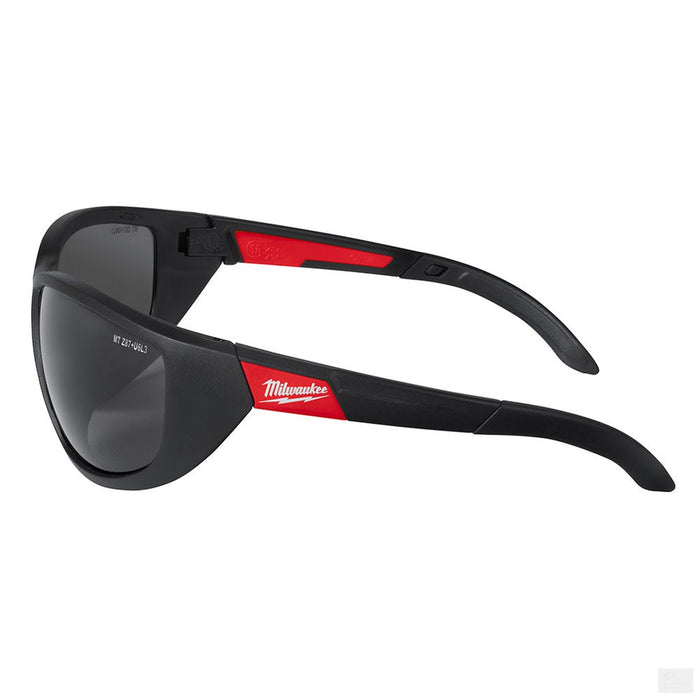 MILWAUKEE Tinted High Performance Safety Glasses [48-73-2025]