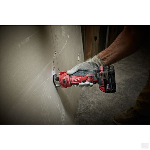 MILWAUKEE M18 18 Volt Lithium-Ion Cordless Cut Out Tool - Tool Only [2627-20]