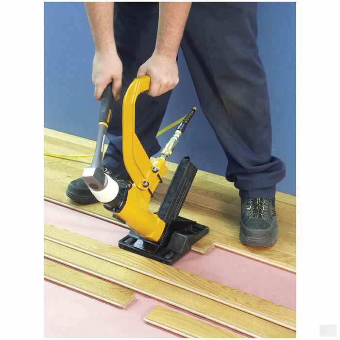 BOSTITCH Hardwood Flooring Cleat Nailer [MIIIFN]